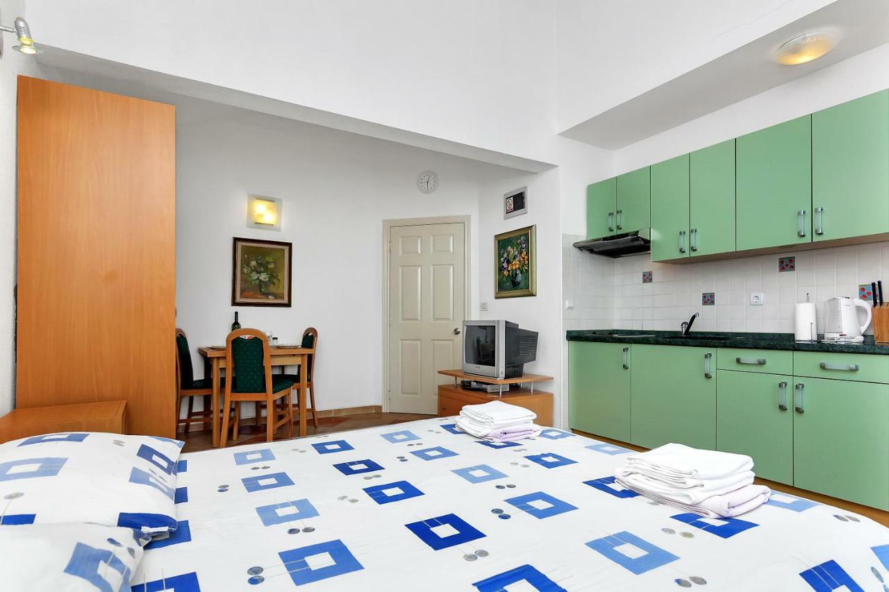 Villa Vranic Apartments Makarska Extérieur photo